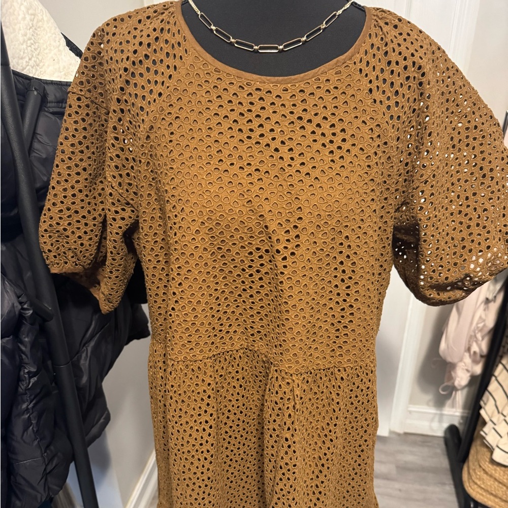 Sold Everlane Dress Beautiful dress in excellent condition. Size M priced right